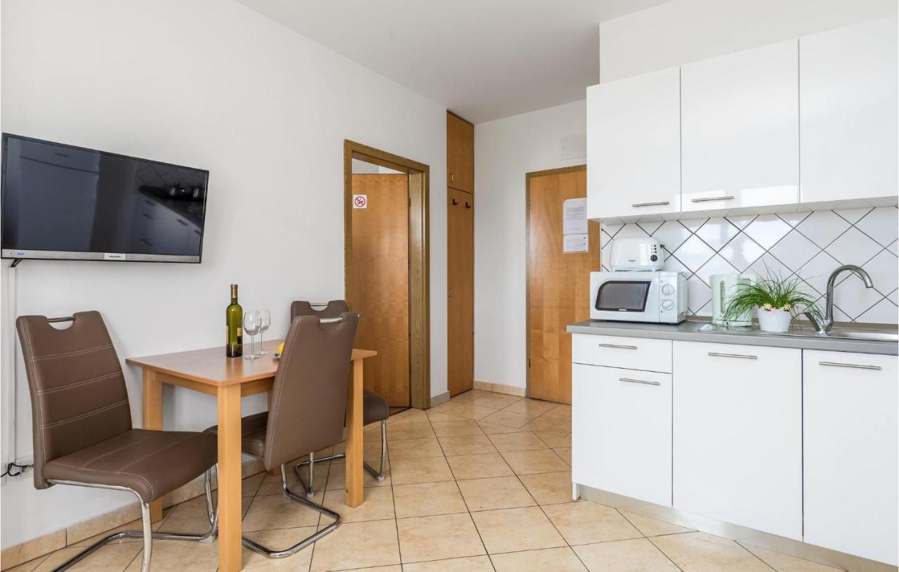 Nice Apartment In Volosko With Kitchen Dış mekan fotoğraf